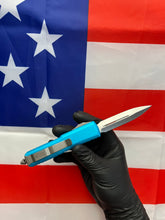 Load image into Gallery viewer, Microtech UTX-85 D/E Turquoise Satin 232-4TQ