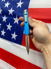 Load image into Gallery viewer, Microtech Dirac D/E Bronze and Blue handle 225-13BL