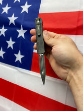 Load image into Gallery viewer, Microtech Dirac D/E Olive Camo 225-1OCS