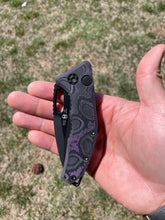 Load image into Gallery viewer, Heretic Medusa Auto Purple Camocarbon Tanto DLC