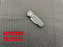 Load image into Gallery viewer, Pro-Tech Runt 5 Black Textured Wharncliffe