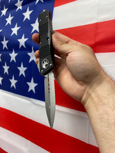 Load image into Gallery viewer, Microtech Combat Troodon D/E Stonewash 142-10
