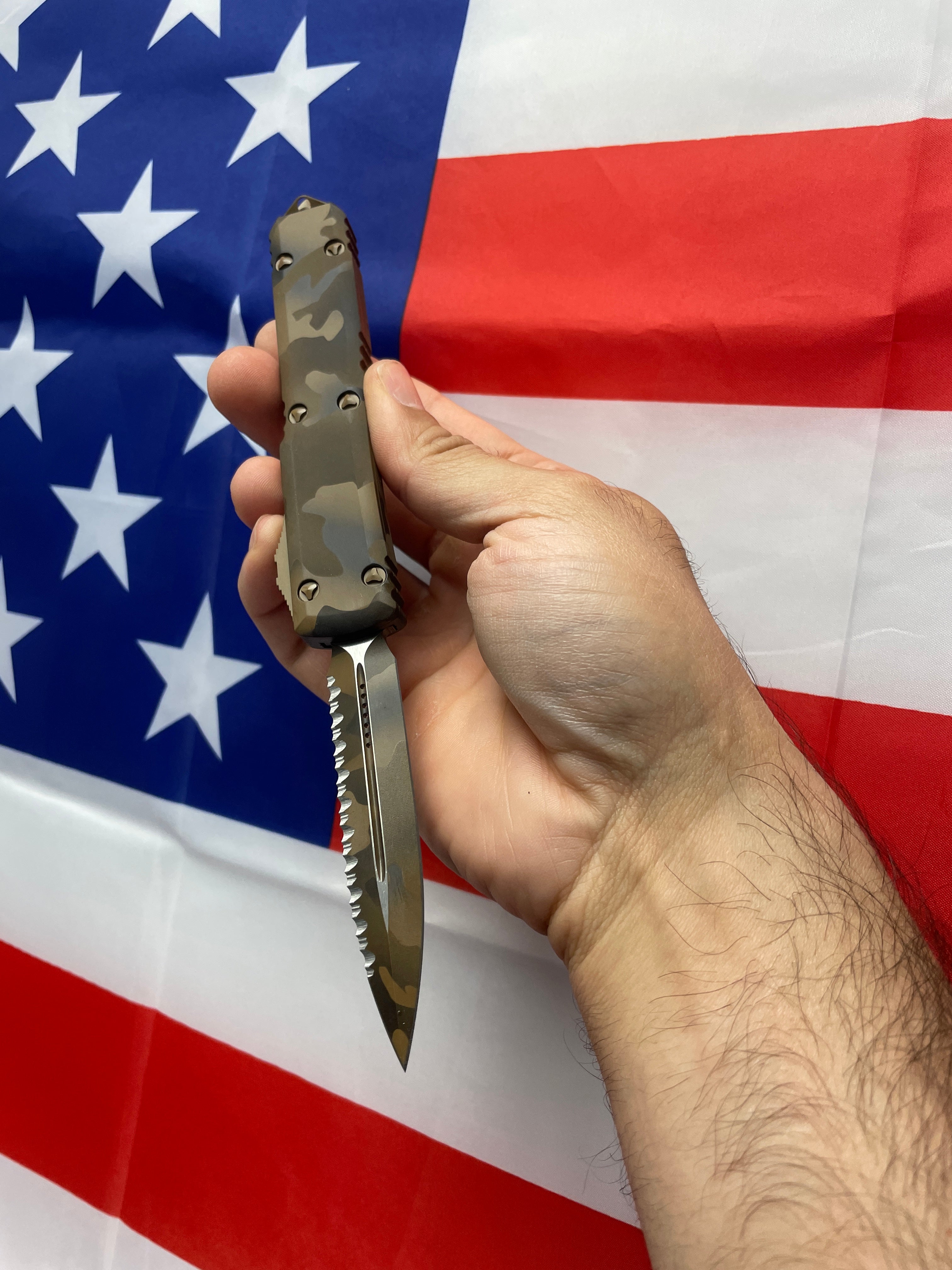 Microtech Ultratech, Sith Lord Full Serrated