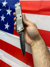 Load image into Gallery viewer, Microtech Combat Troodon D/E Full Serrated Titanium Gray 142-3 TG
